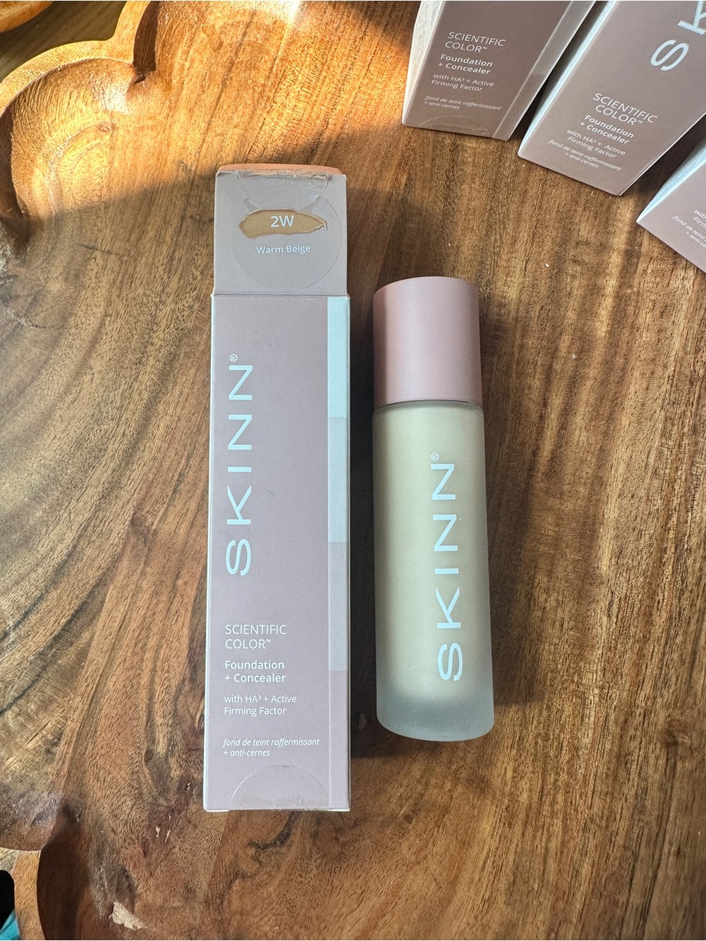 2W SKINN Foundation + Concealer — Warm Beige
